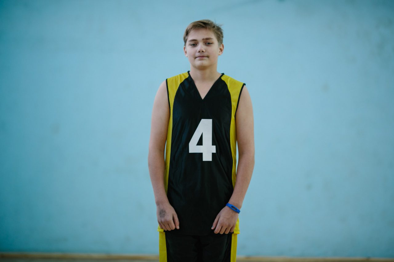 Кузьмин Саша, команда мальчиков старших классов по баскетболу