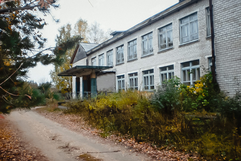 Поселок вельск. Аргуновская школа. Аргуновская школа 11 Вельского района. Аргуновская школа Никольского района. Поселок Аргуновский Вельский район.